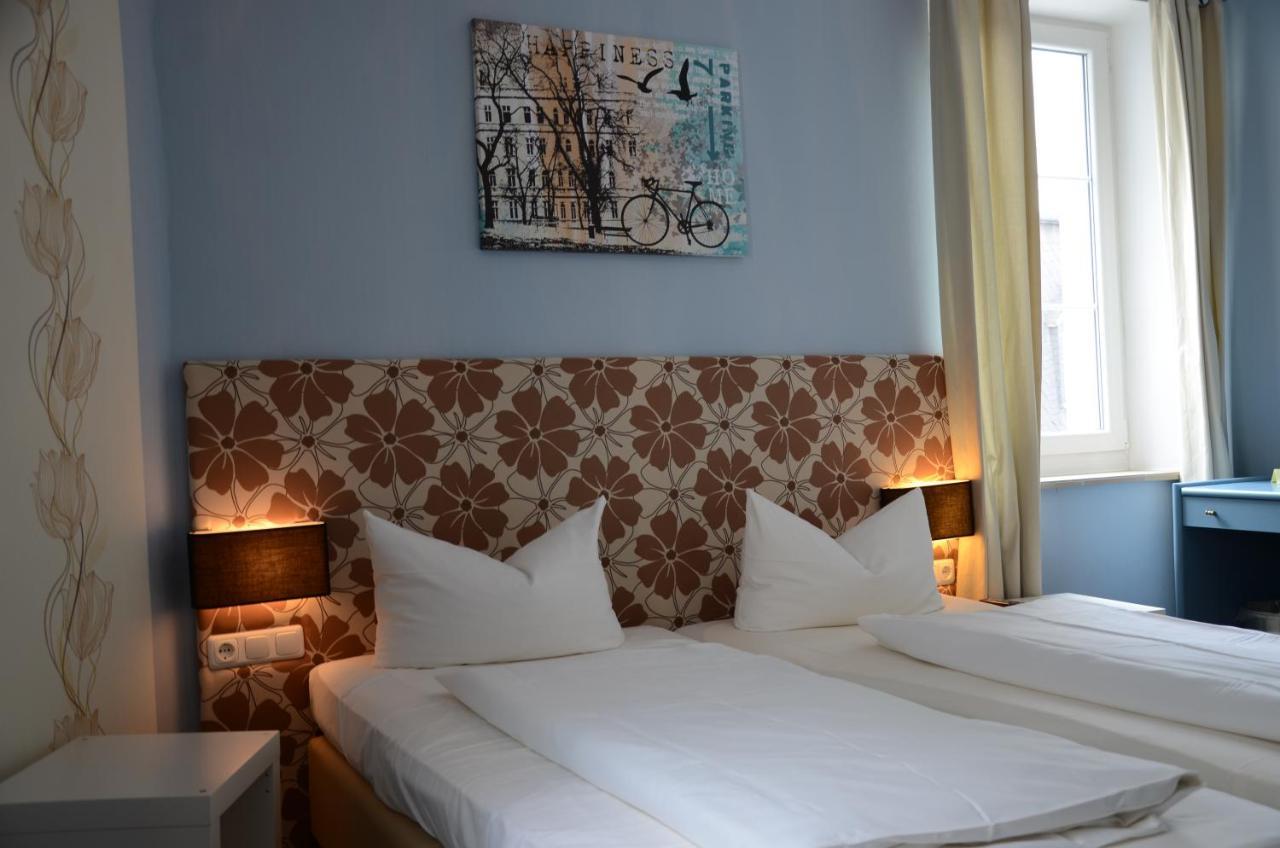 Hotel Rheinstein Рюдесхайм-на-Рейне Экстерьер фото